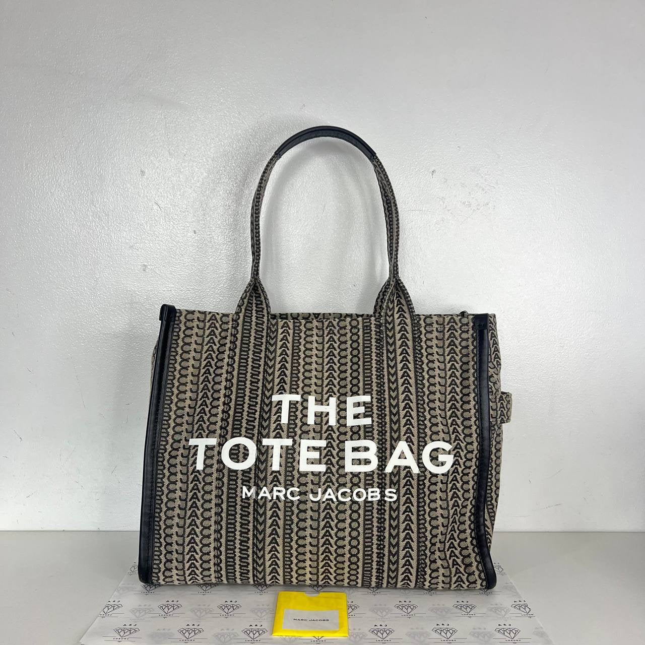 Marc Jacobs Tote The Preloved Bag [PRE LOVED] Marc Jacobs Large