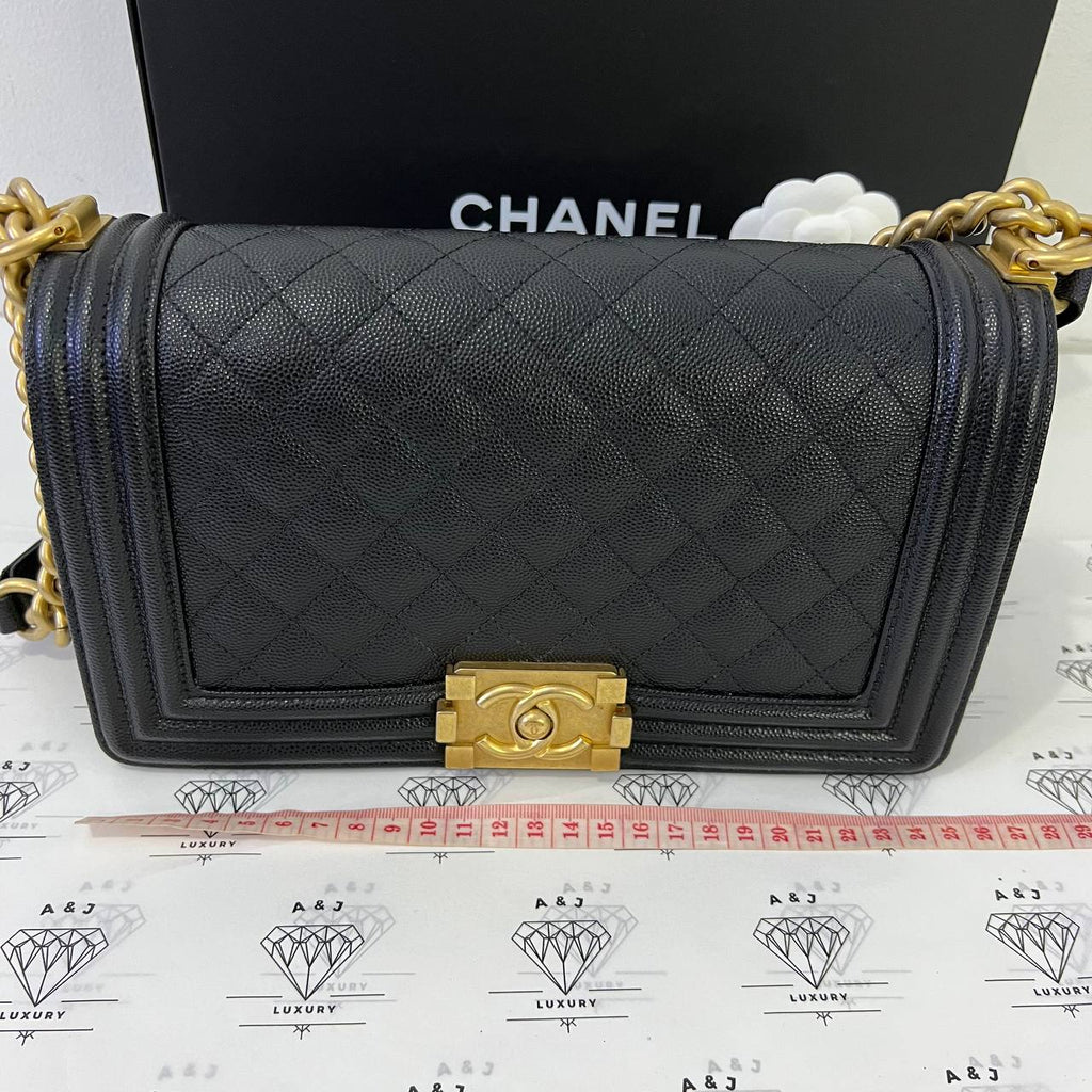 [PRE LOVED] Chanel Old Medium Boy in Black Caviar GHW (Series 29)