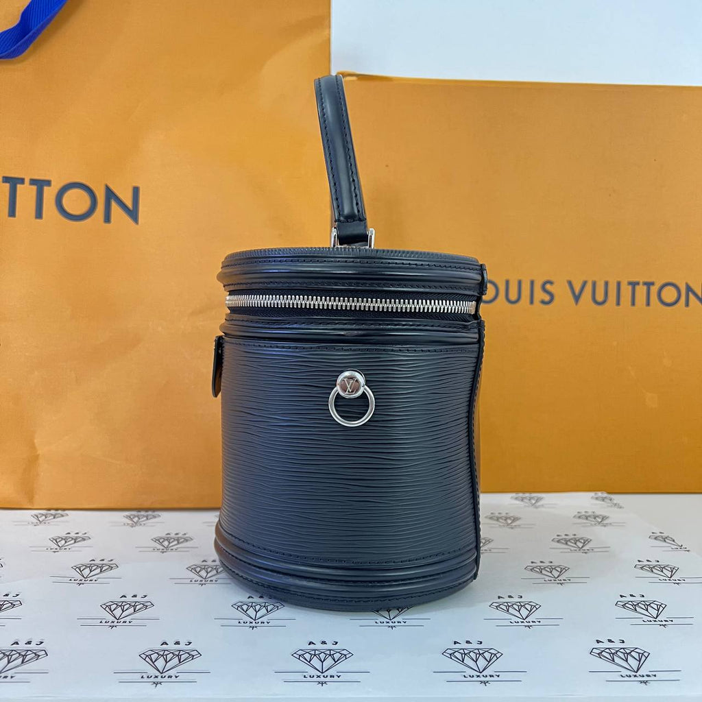 [PRE LOVED] Louis Vuitton Cannes in Epi Leather SHW (FL0129)