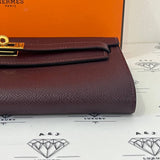 [PRE LOVED] Hermes Kelly To Go in Bordeaux Epsom Leather GHW (Stamp U - 2022)