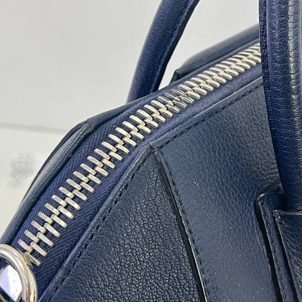 [PRE LOVED] Givenchy Small Antigona in Blue Goatskin Leather GHW