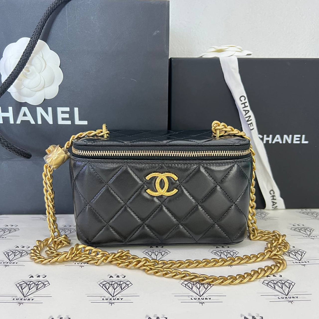 [PRE LOVED] Chanel 2024 Vanity Adjustable Chain in Black Lambskin Leather GHW (microchipped)