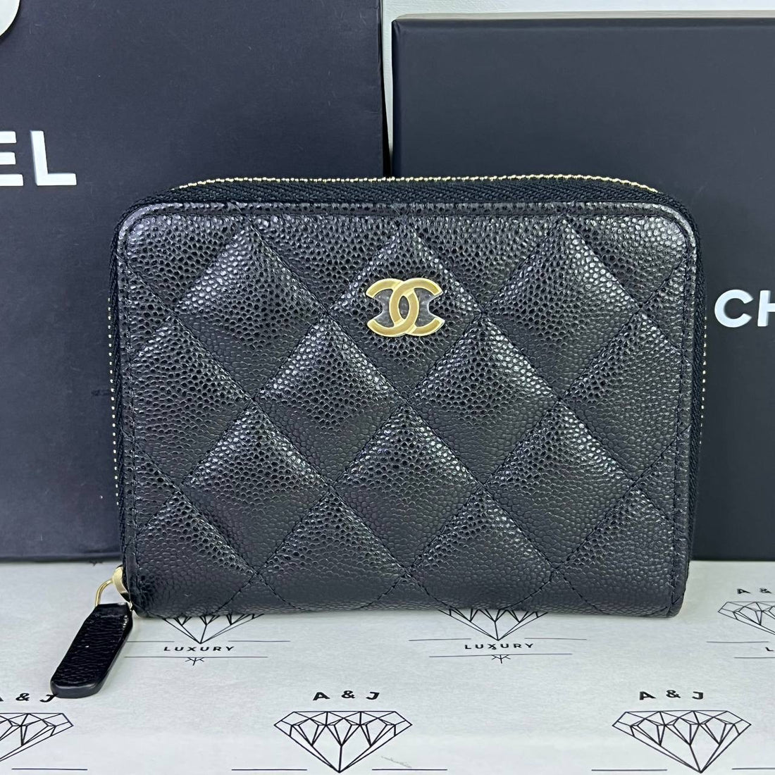 [BRAND NEW] Chanel Zippy Compact Wallet in Black Caviar Leather GHW (microchipped)