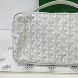 [PRE LOVED] Goyard Boheme Hobo with Heart in White (2023)