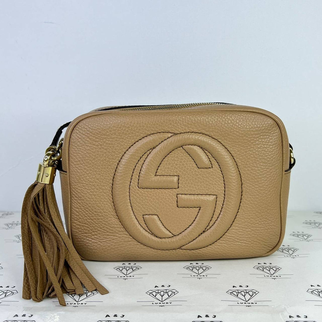 [PRE LOVED] Gucci Soho Disco Crossbody in Beige GHW