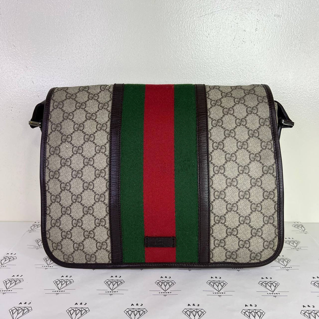 [PRE LOVED] Gucci Vintage Men's Web Messenger Bag in Brown