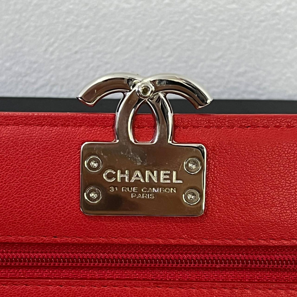 [PRE LOVED] Chanel Box Wallet on Chain in Red Caviar SHW (Series 25)