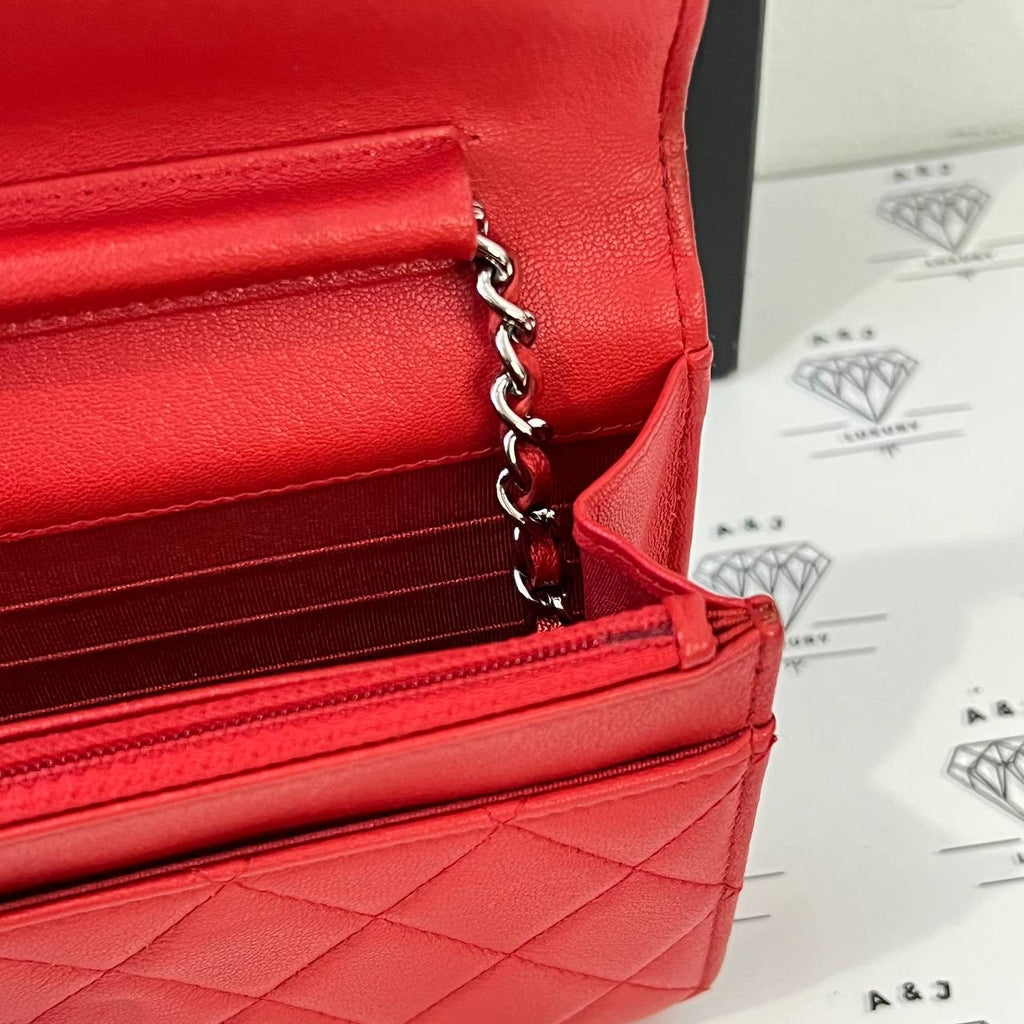 [PRE LOVED] Chanel Box Wallet on Chain in Red Caviar SHW (Series 25)