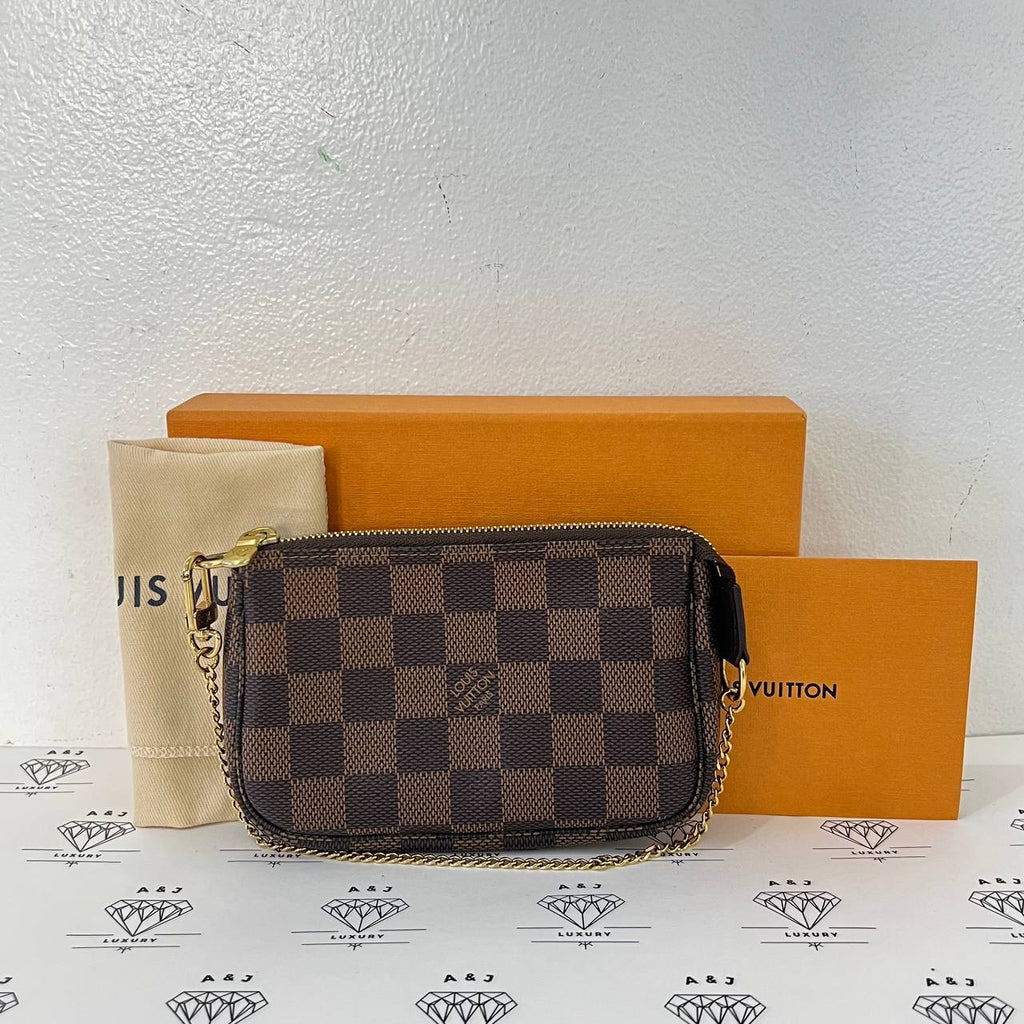 [PRE LOVED] Louis Vuitton Mini Pochette Accessoires in Damier Ebene Canvass (SF4261)