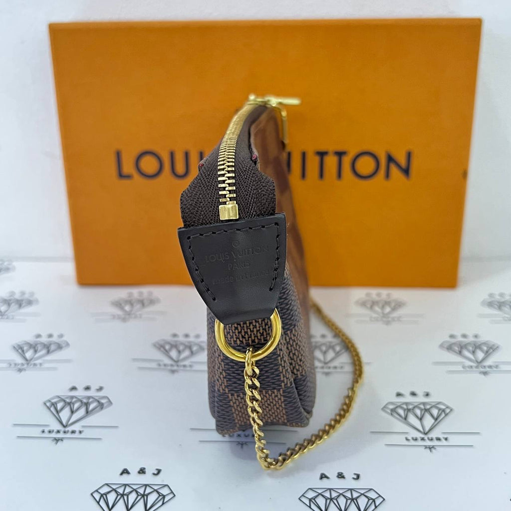 [PRE LOVED] Louis Vuitton Mini Pochette Accessoires in Damier Ebene Canvass (SF4261)