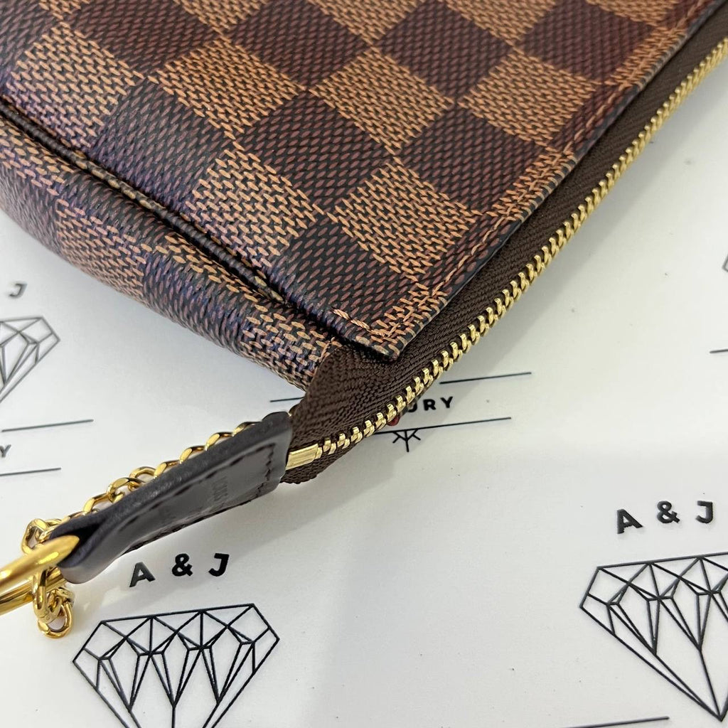 [PRE LOVED] Louis Vuitton Mini Pochette Accessoires in Damier Ebene Canvass (SF4261)