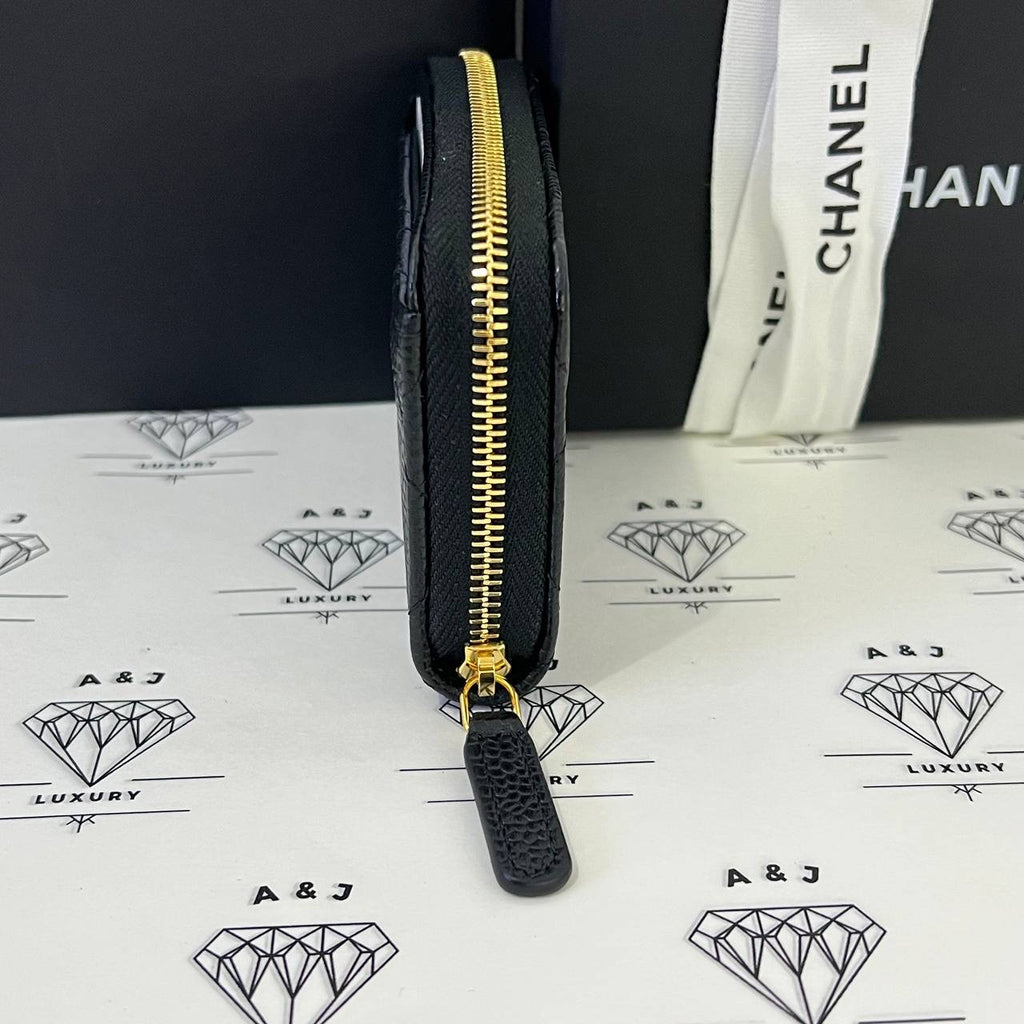 [BRAND NEW] Chanel Zippy Cardholder in Black Caviar GHW (microchipped)