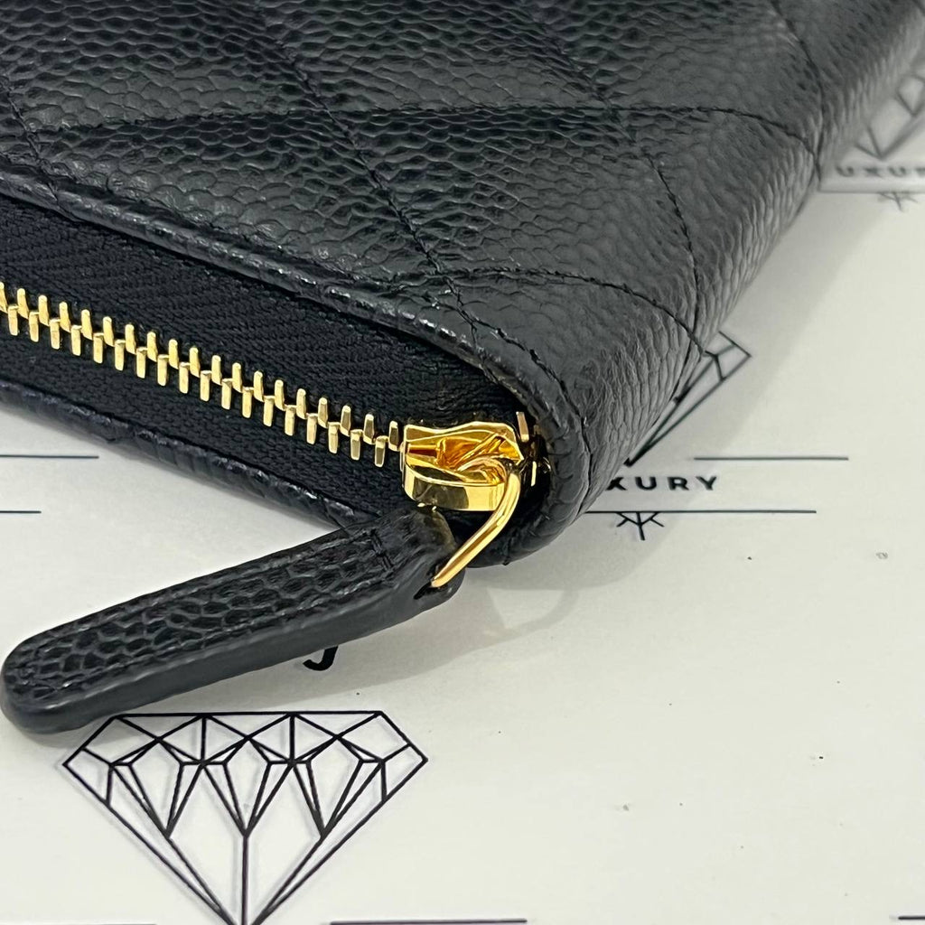 [BRAND NEW] Chanel Zippy Cardholder in Black Caviar GHW (microchipped)