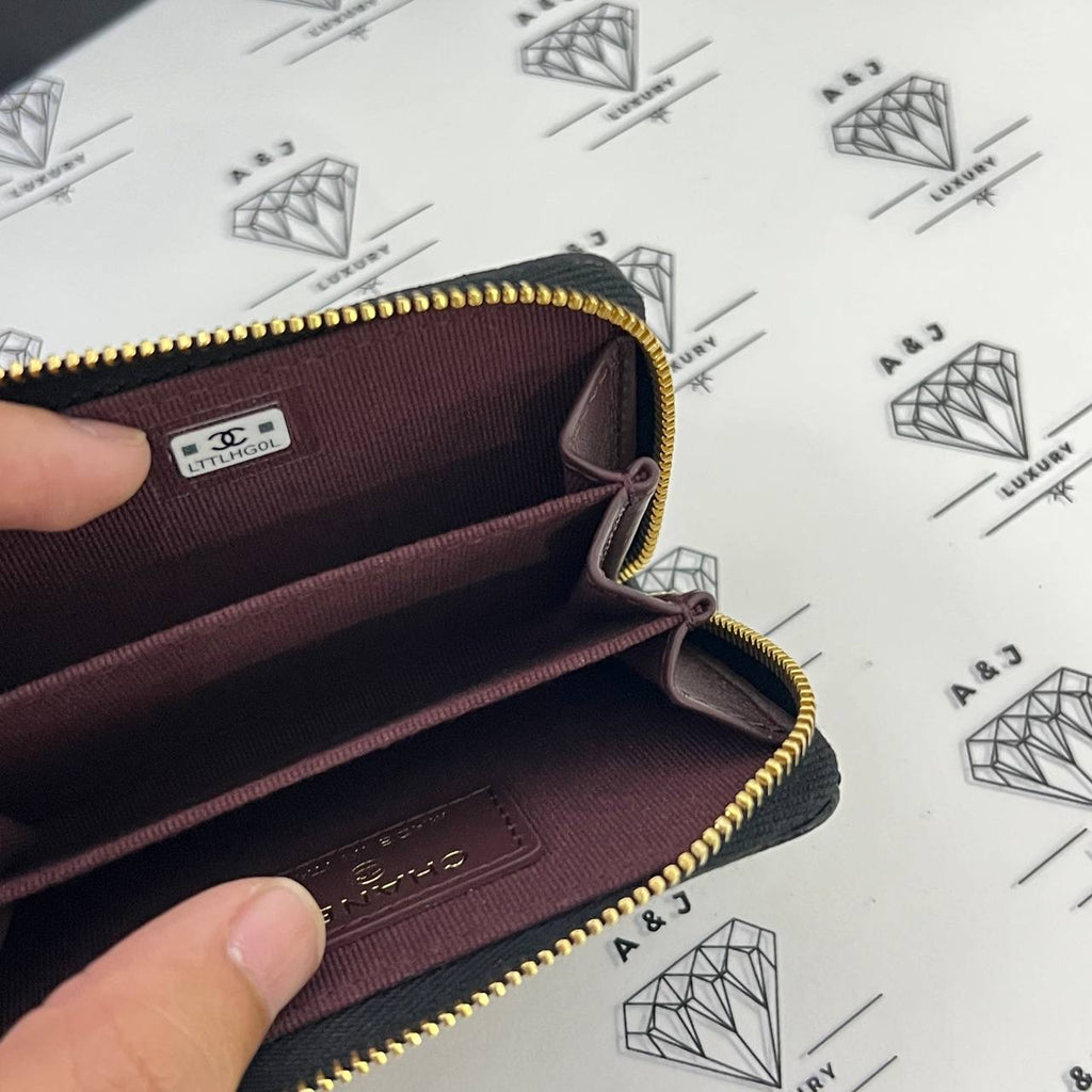 [BRAND NEW] Chanel Zippy Cardholder in Black Caviar GHW (microchipped)