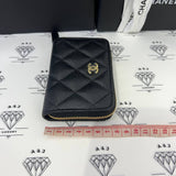 [BRAND NEW] Chanel Zippy Cardholder in Black Caviar GHW (microchipped)