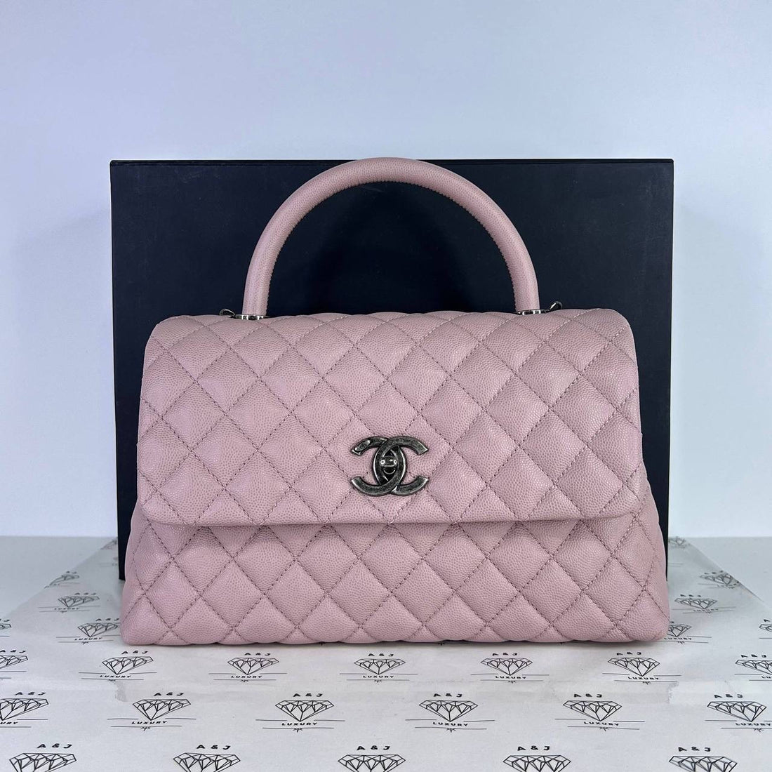 [PRE LOVED] Chanel Large Coco Handle in Pink Caviar Leather RHW (Series 23)
