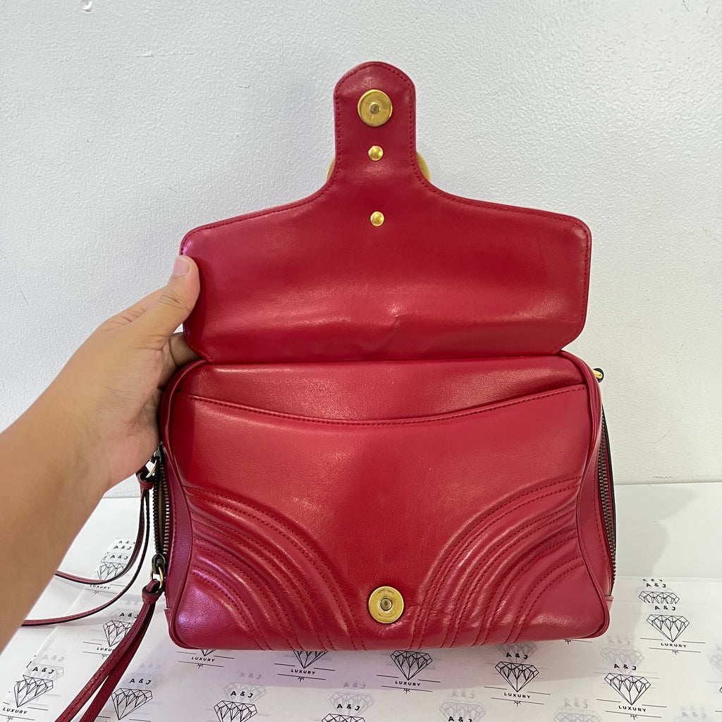 [PRE LOVED] Gucci Marmont Top Handle Bag in Red Matelasse Leather GHW