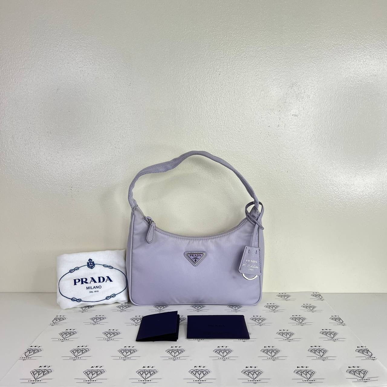[PRE LOVED] Prada Re-edition 2000 in Lilac Nylon SHW