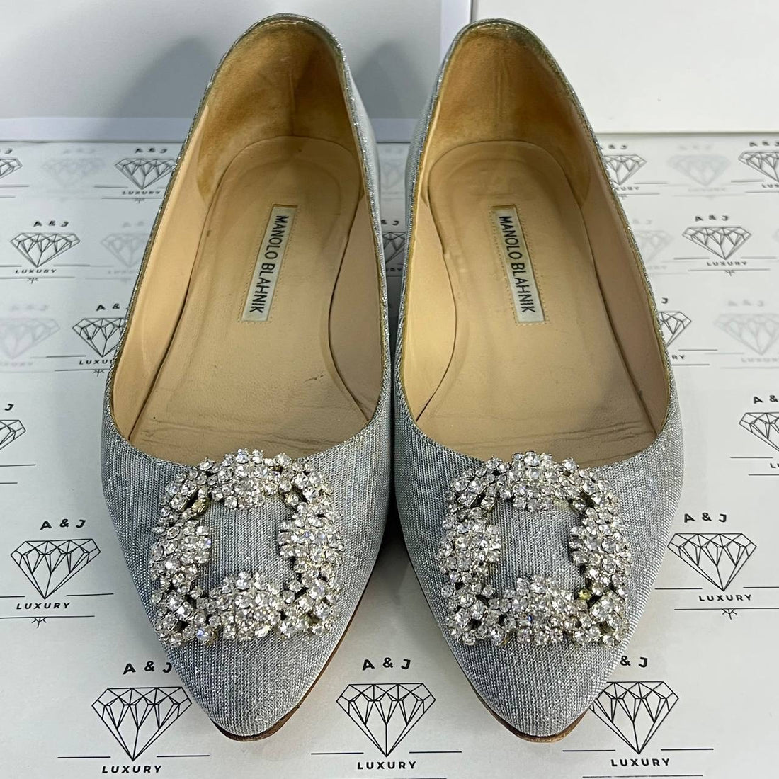 [PRE LOVED] Manolo Blahnik Hangisi Flats in Silver Size 36.5EU