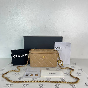 [PRE LOVED] Chanel Vanity Pearl Crush in Dark Beige Lambskin Leather GHW (microchipped)