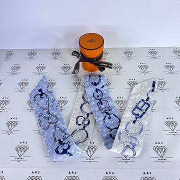 [PRE LOVED] Hermes Do Re Boucles Broderie Anglaise Twilly in Blue/White