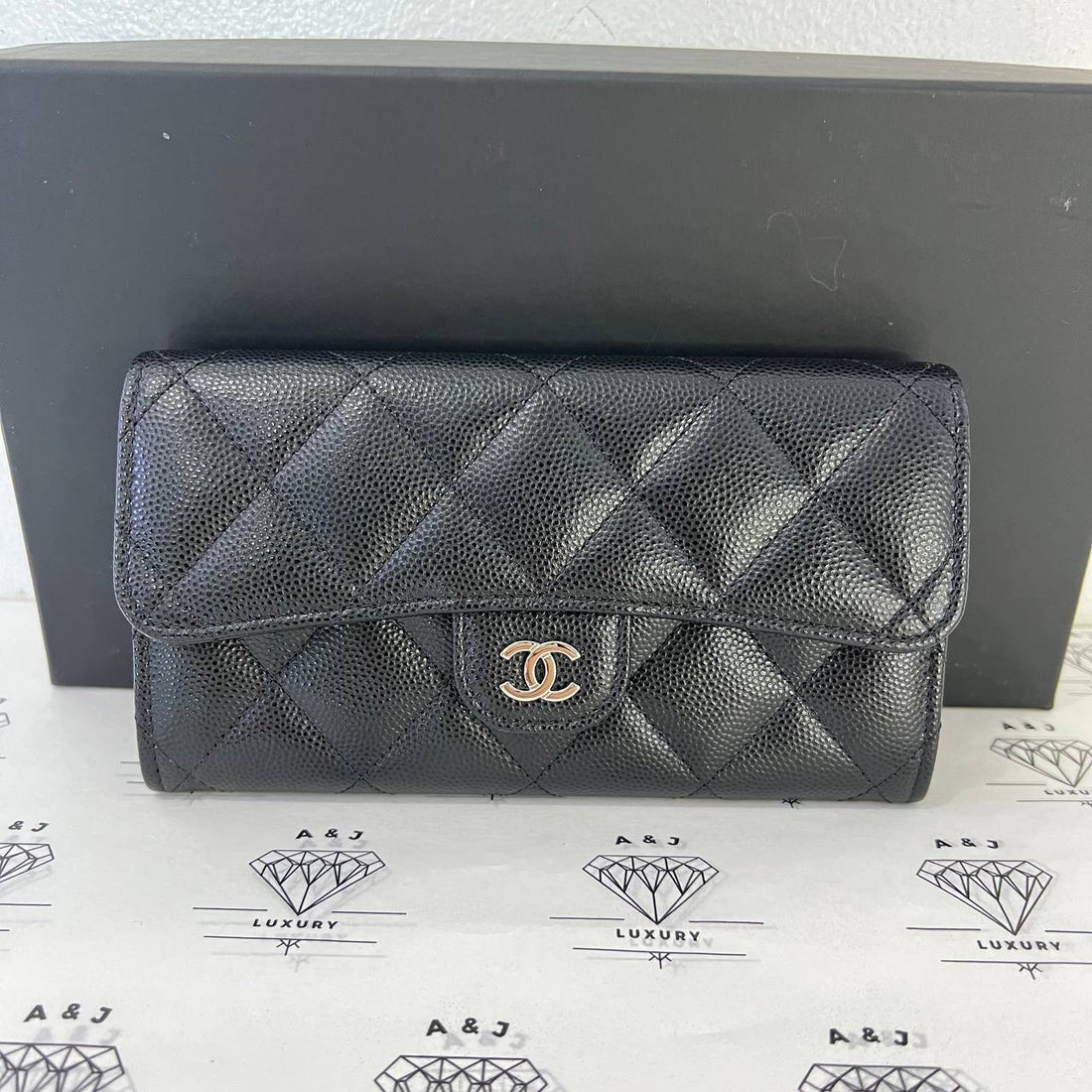 [PRE LOVED] Chanel Medium Flap Wallet in Black Caviar Leather SHW (Series 31)