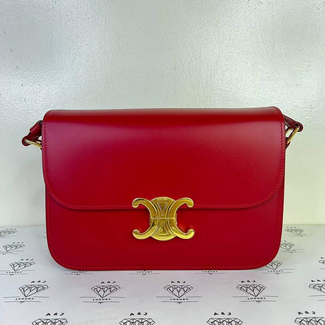 [PRE LOVED] Celine Classique Triomphe in Red Calfskin Leather GHW