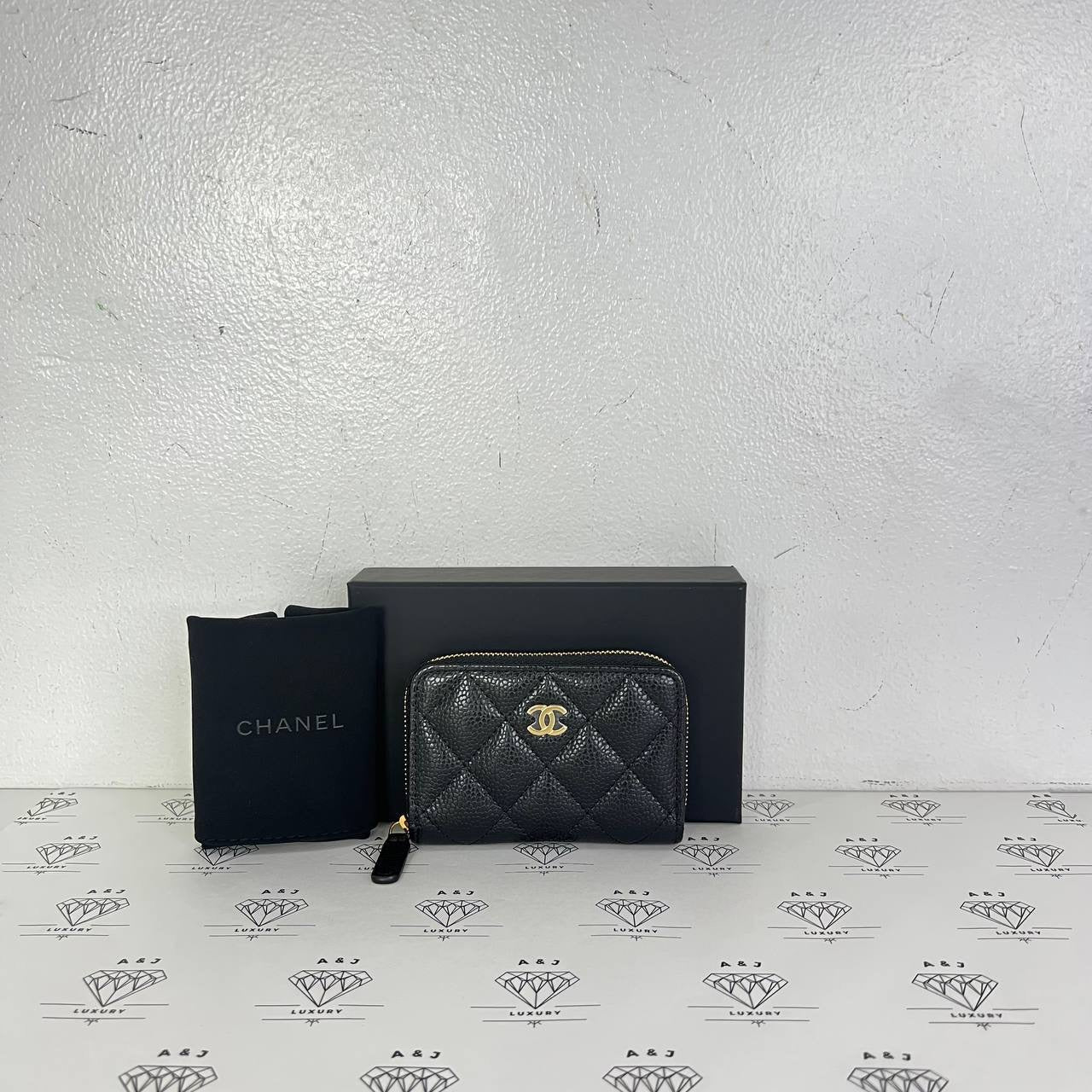 [PRE LOVED] Chanel Zippy Coin Purse in Black Caviar GHW (microchipped)