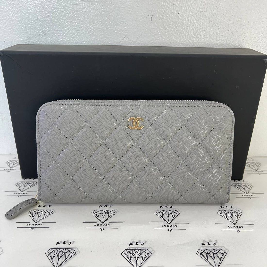 [PRE LOVED] Chanel Long Zippy Wallet in Light Gray Caviar Leather GHW (microchipped)