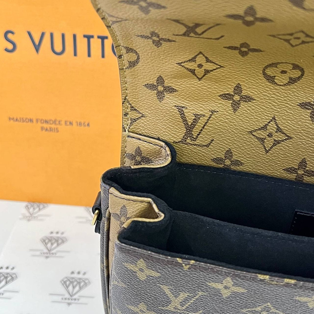 [PRE LOVED] Louis Vuitton Pochette Metis in Reverse Monogram Canvass (microchipped)