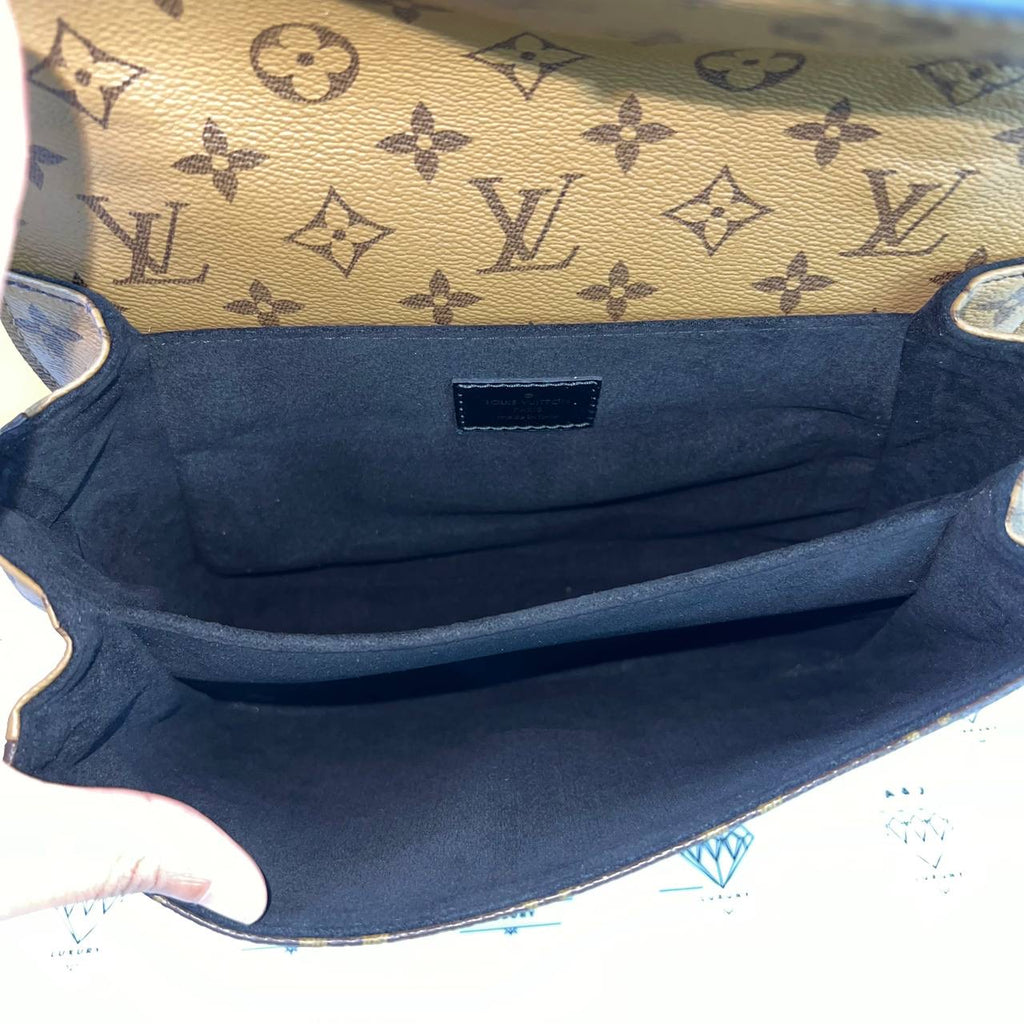 [PRE LOVED] Louis Vuitton Pochette Metis in Reverse Monogram Canvass (microchipped)