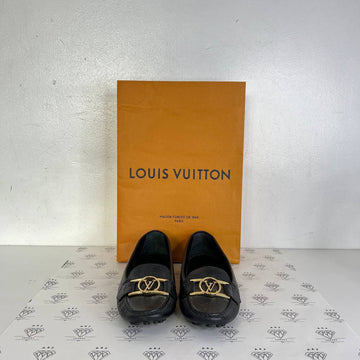 [PRE LOVED] Louis Vuitton Dauphine Loafers in Black Size 38EU
