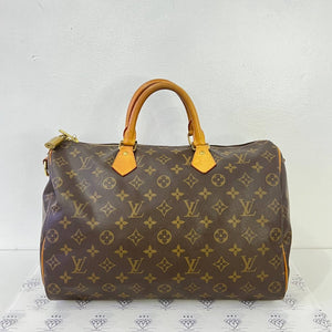 [PRE LOVED] Louis Vuitton Speedy Bandouliere 35 in Monogram Canvass (DU4121)