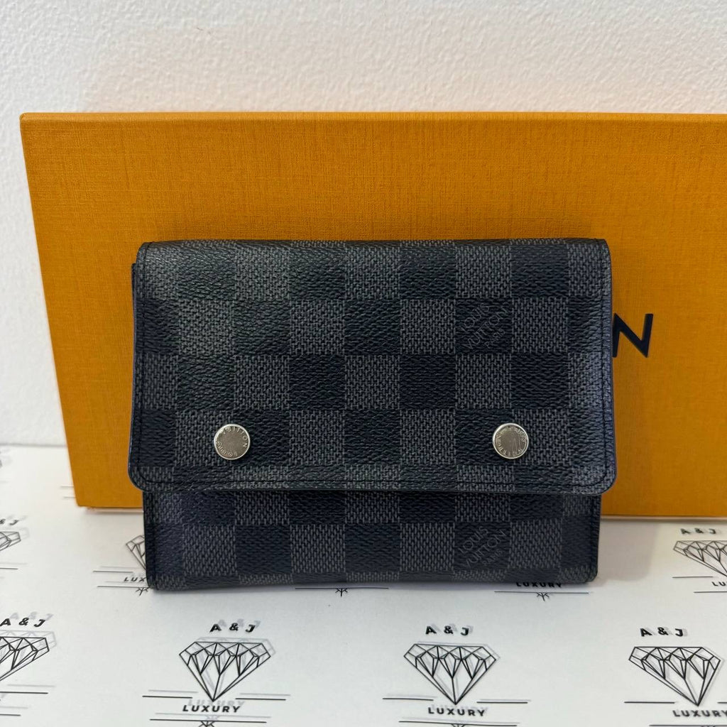 [PRE LOVED] Louis Vuitton Compact Modular Men's Wallet in Damier Graphite Canvass (MI3049)