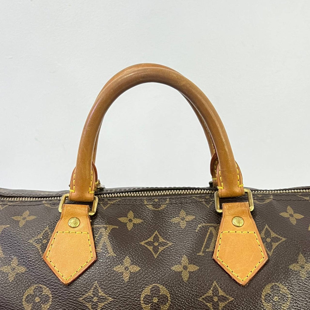 [PRE LOVED] Louis Vuitton Speedy Bandouliere 35 in Monogram Canvass (DU4121)