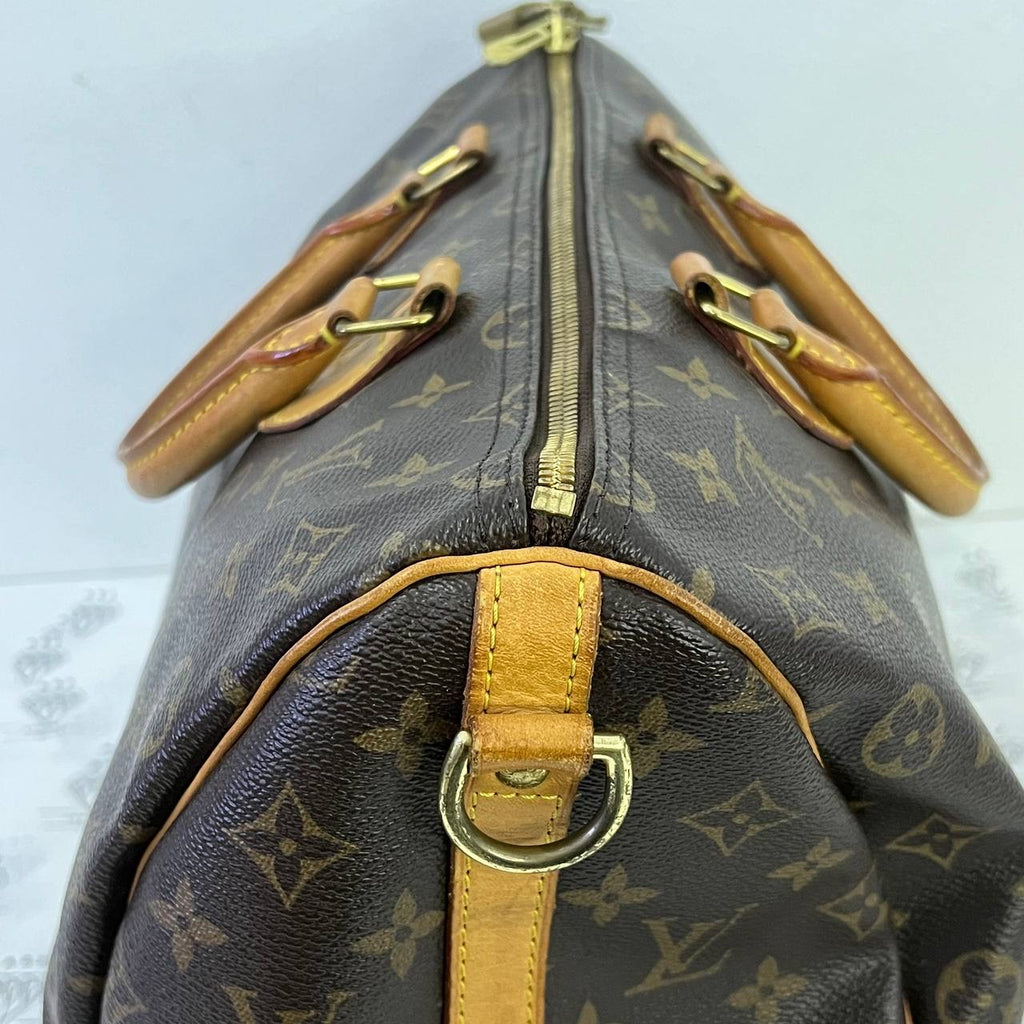 [PRE LOVED] Louis Vuitton Speedy Bandouliere 35 in Monogram Canvass (DU4121)