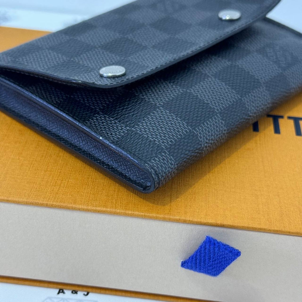 [PRE LOVED] Louis Vuitton Compact Modular Men's Wallet in Damier Graphite Canvass (MI3049)