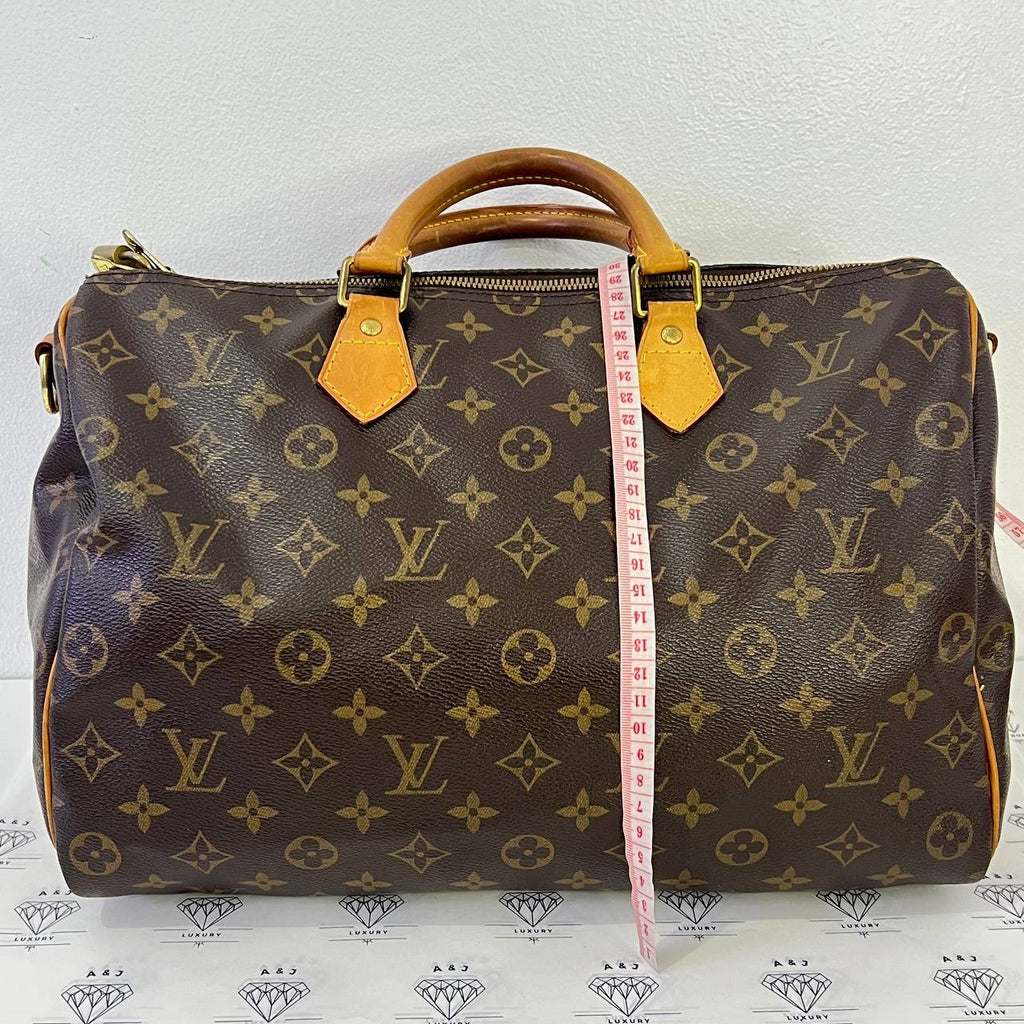 [PRE LOVED] Louis Vuitton Speedy Bandouliere 35 in Monogram Canvass (DU4121)