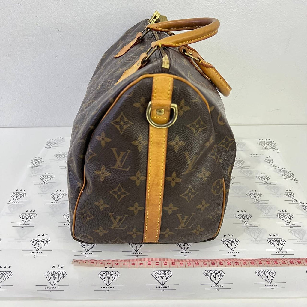 [PRE LOVED] Louis Vuitton Speedy Bandouliere 35 in Monogram Canvass (DU4121)