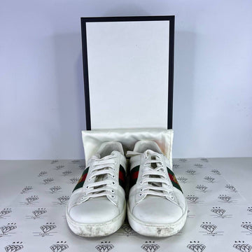 [PRE LOVED] Gucci Men's GG Ace Sneakers with Bee in White Size 7US