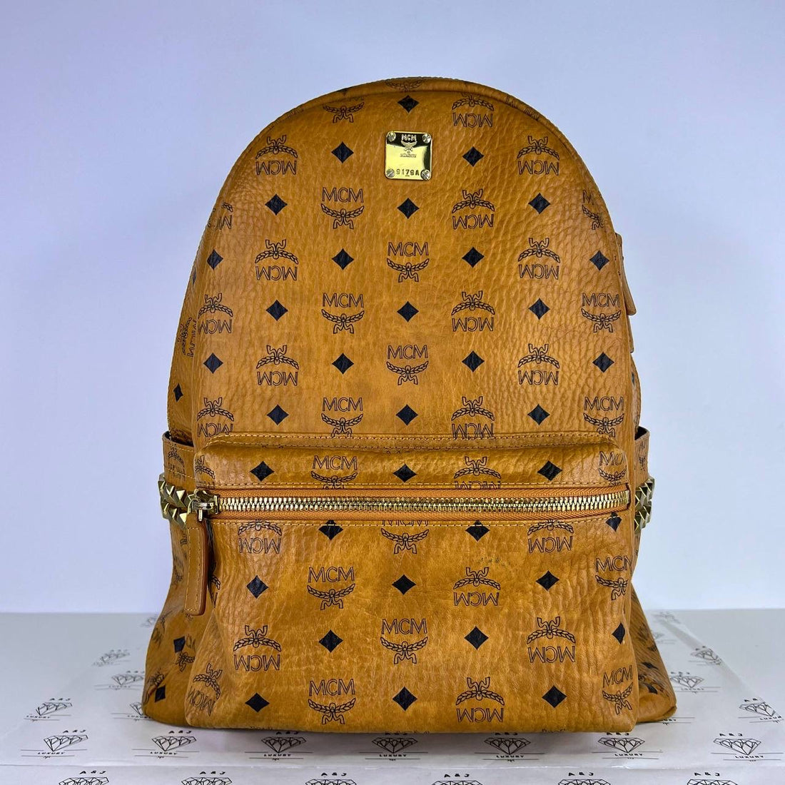 [PRE LOVED] MCM Large Visetos Stark Backpack in Brown GHW