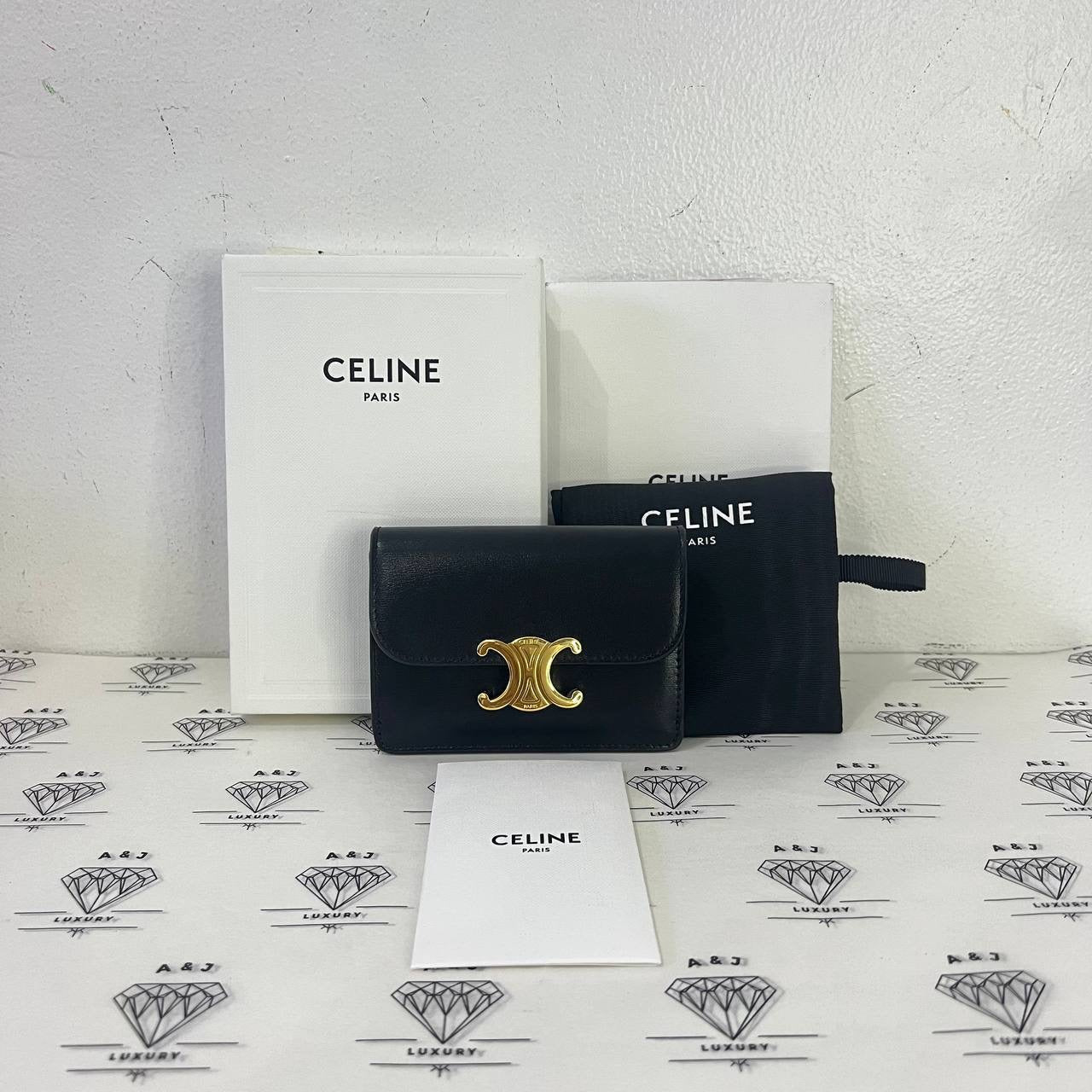 [PRE LOVED] Celine Triomphe Cardholder in Black Calfskin Leather GHW