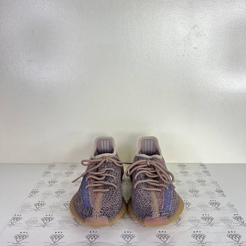 [PRE LOVED] Adidas Yeezy V2 Fade Size 5.5US