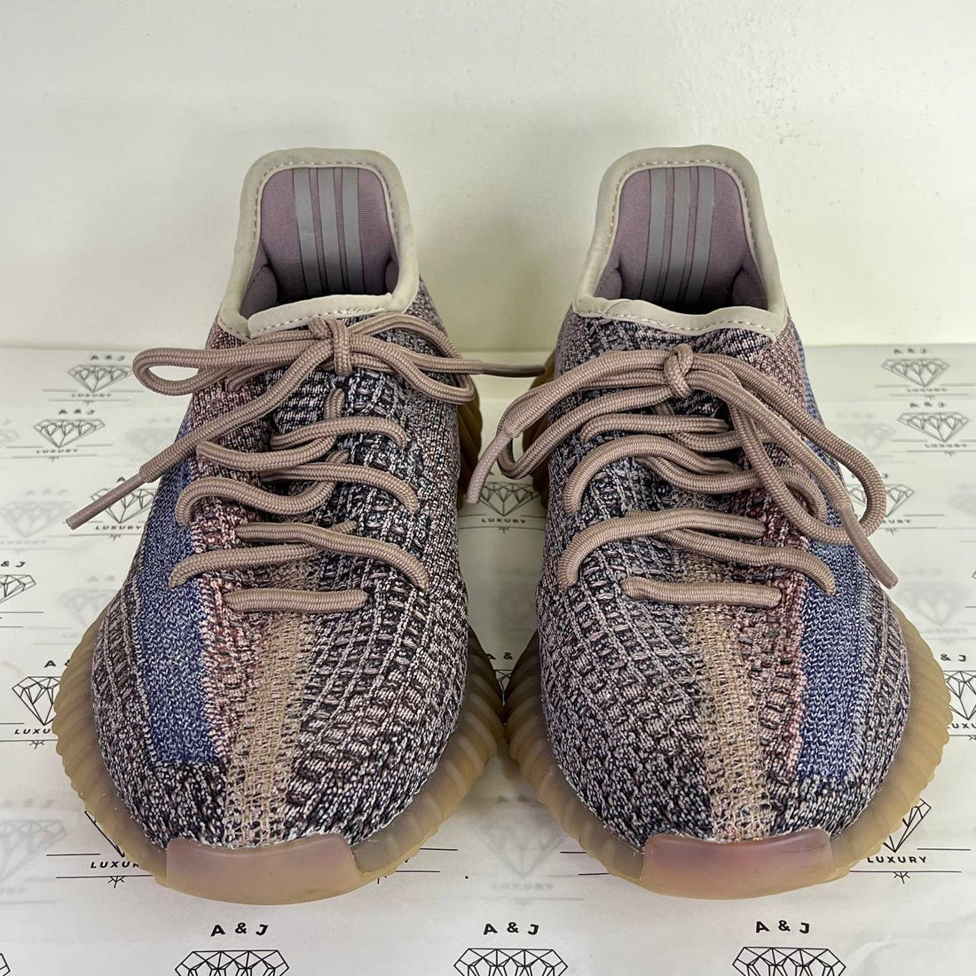 [PRE LOVED] Adidas Yeezy V2 Fade Size 5.5US