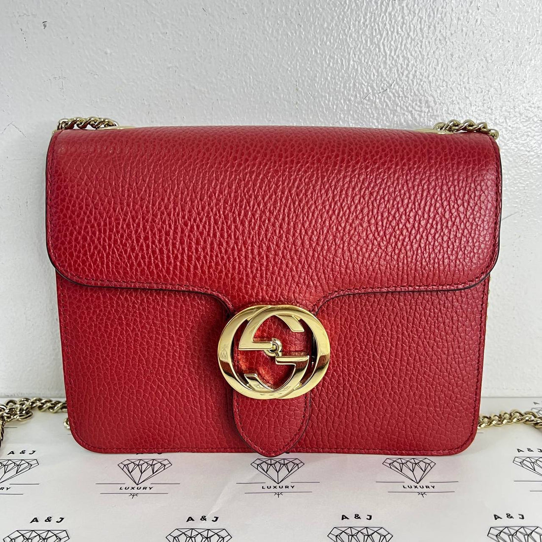 [PRE LOVED] Gucci Interlocking Shoulder Bag in Red GHW