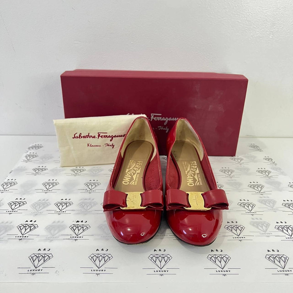 [PRE LOVED] Salvatore Ferragamo Vara 1 Flats in Red Patent Leather Size 35.5EU