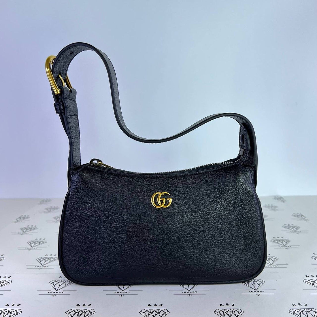 [PRE LOVED] Gucci Mini Aphrodite Shoulder Bag in Black GHW