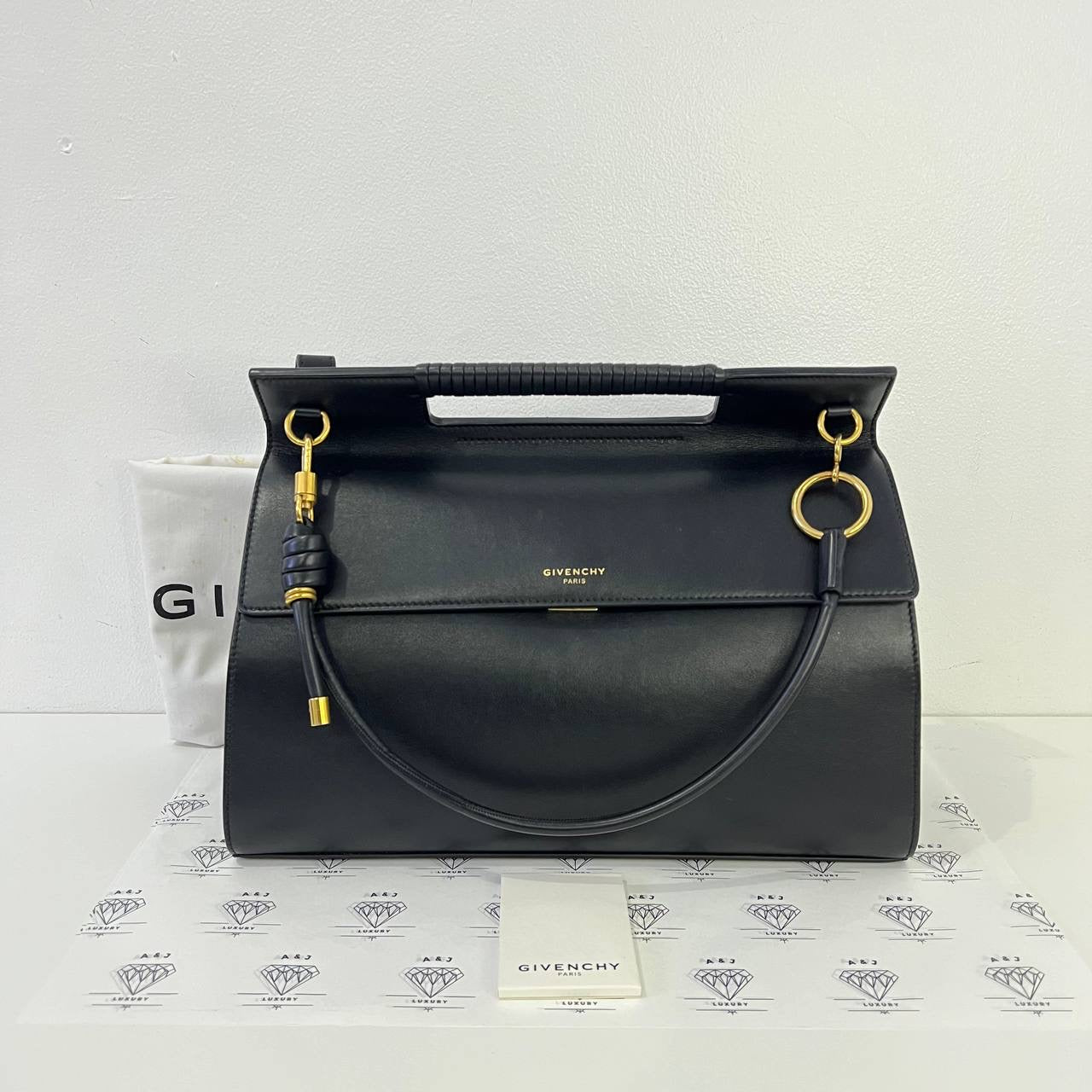 [PRE LOVED] Givenchy Large Whip Shoulder Bag in Black Smooth Leather GHW