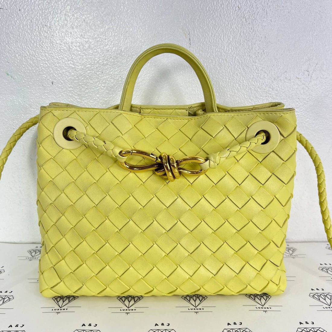 [PRE LOVED] Bottega Veneta Small Andiamo in Light Yellow Intrecciato Leather GHW