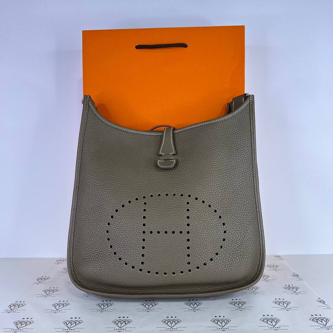 [PRE LOVED] Hermes Evelyne PM III 29 in Etoupe Clemence Leather PHW (Stamp A - 2017)